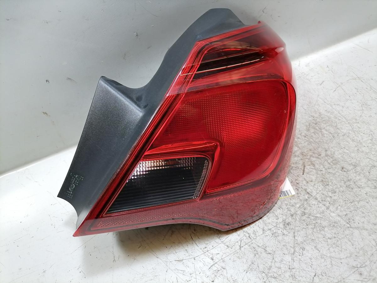 Opel Corsa E original R&uuml;cklicht R&uuml;ckleuchte Schlussleuchte rechts 5-T&uuml;rer Bj.2017